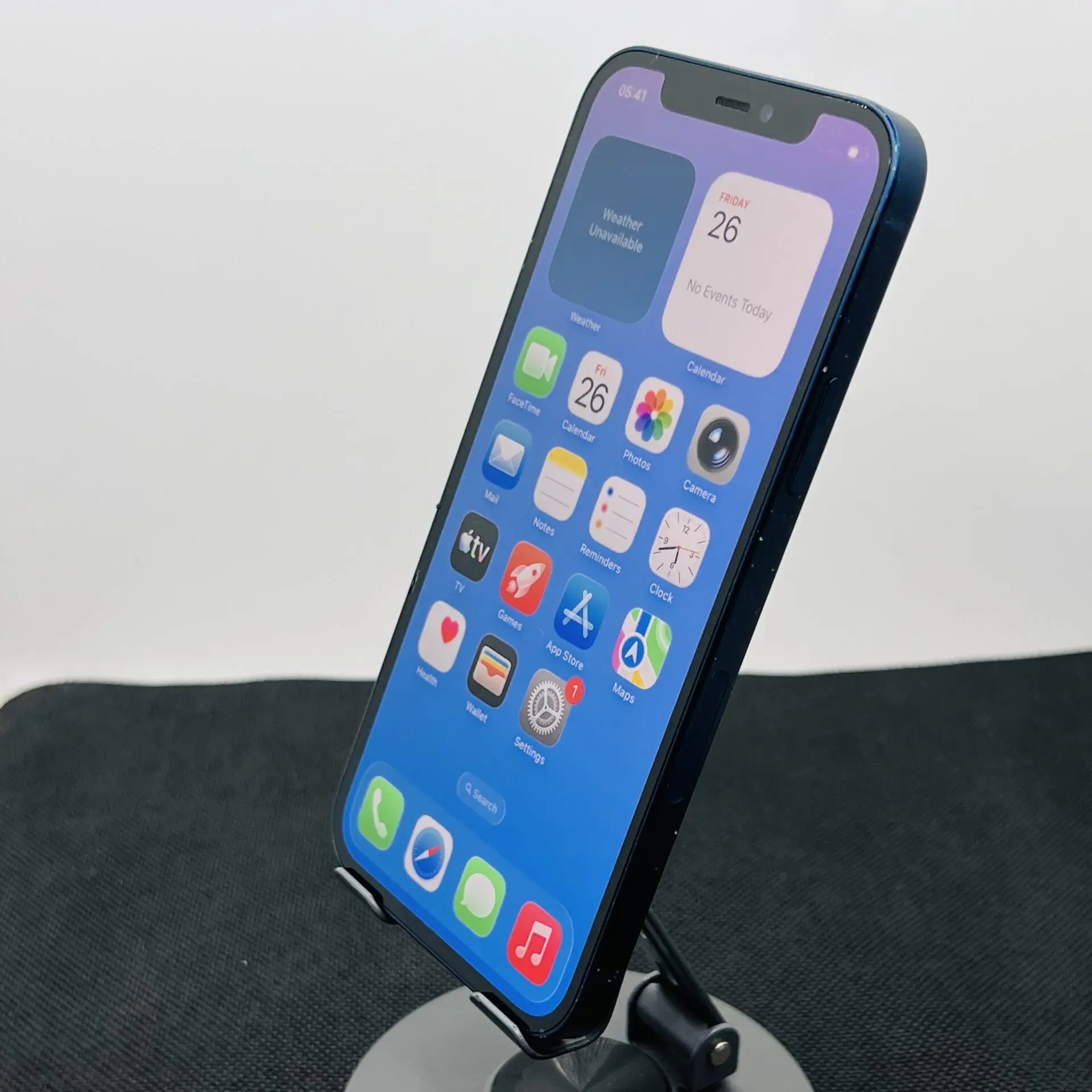 iPhone 12 photo 4