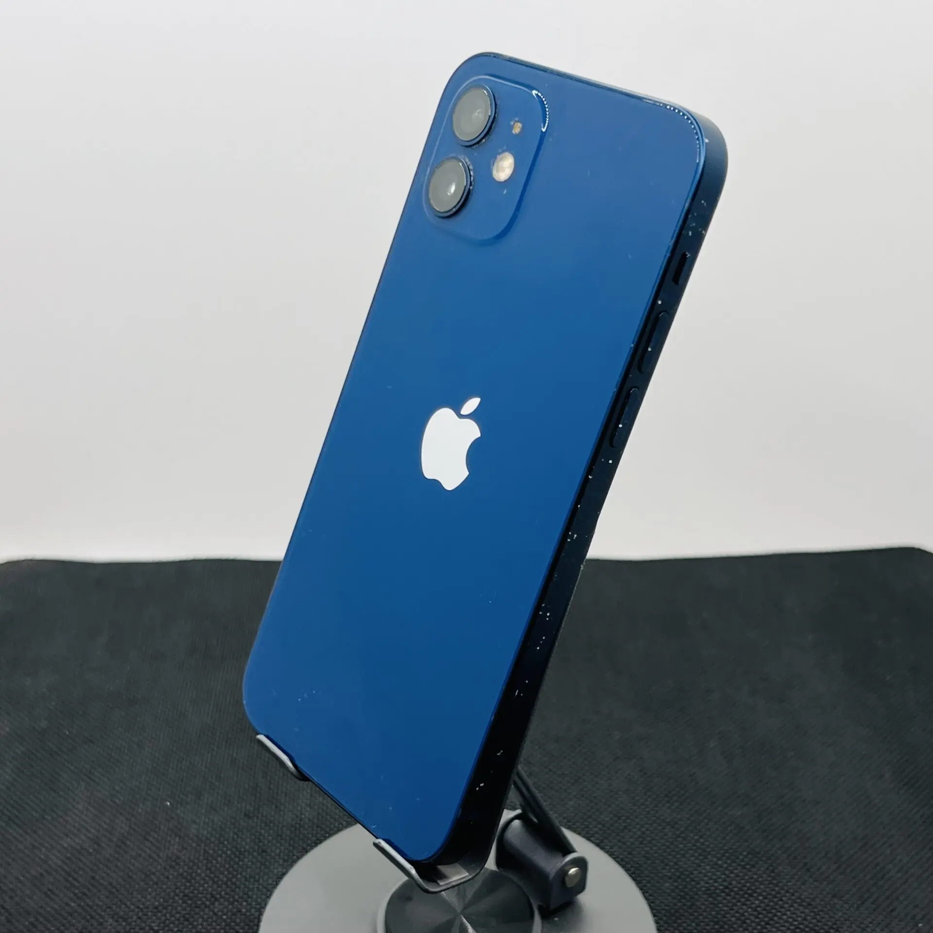 iPhone 12 photo 5